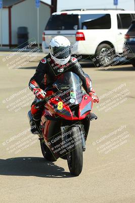 media/Sep-20-2025-TrackDaz (Sat) [[27f0cde673]]/Around the Pits/